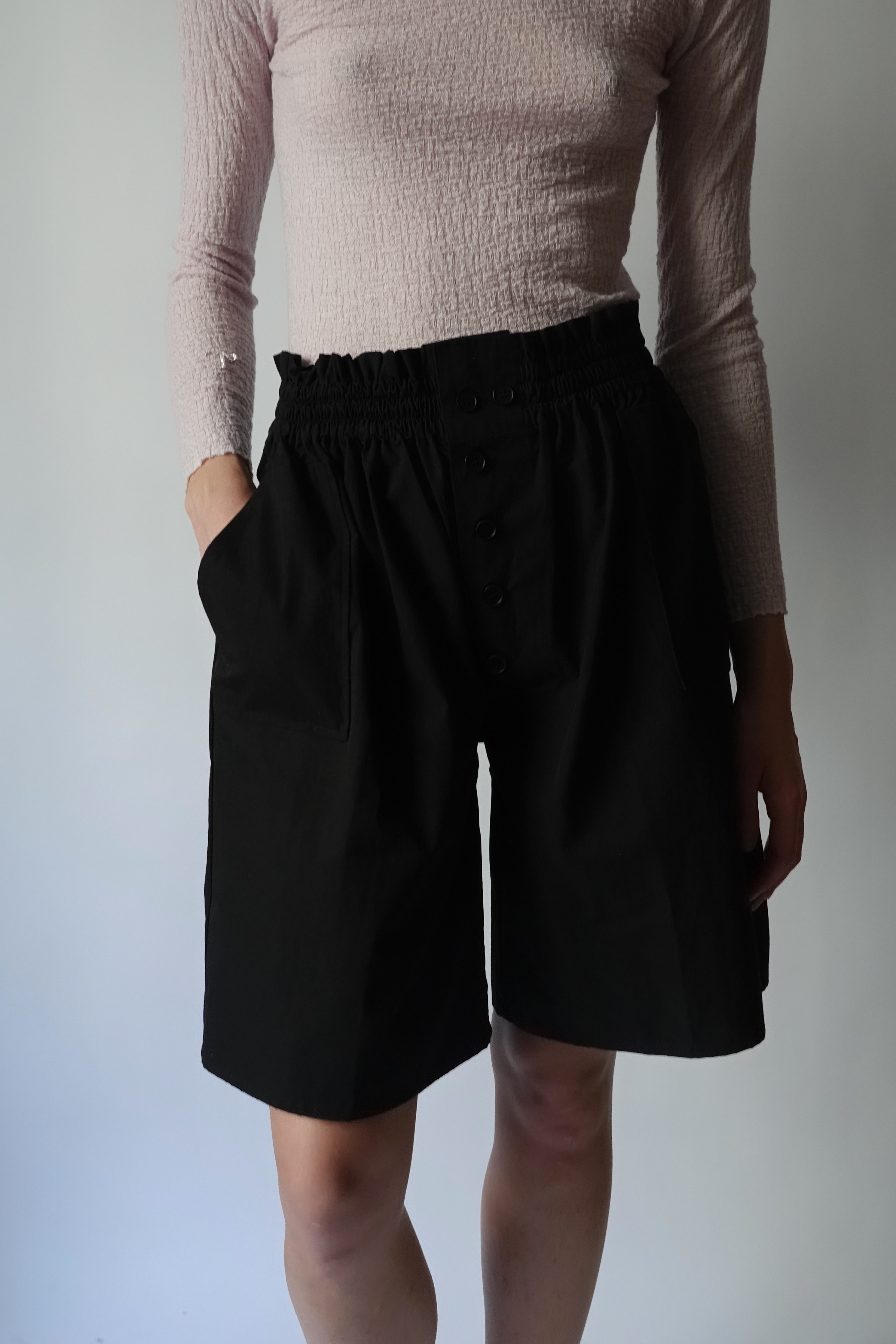 Cotton Ruffle Bermuda