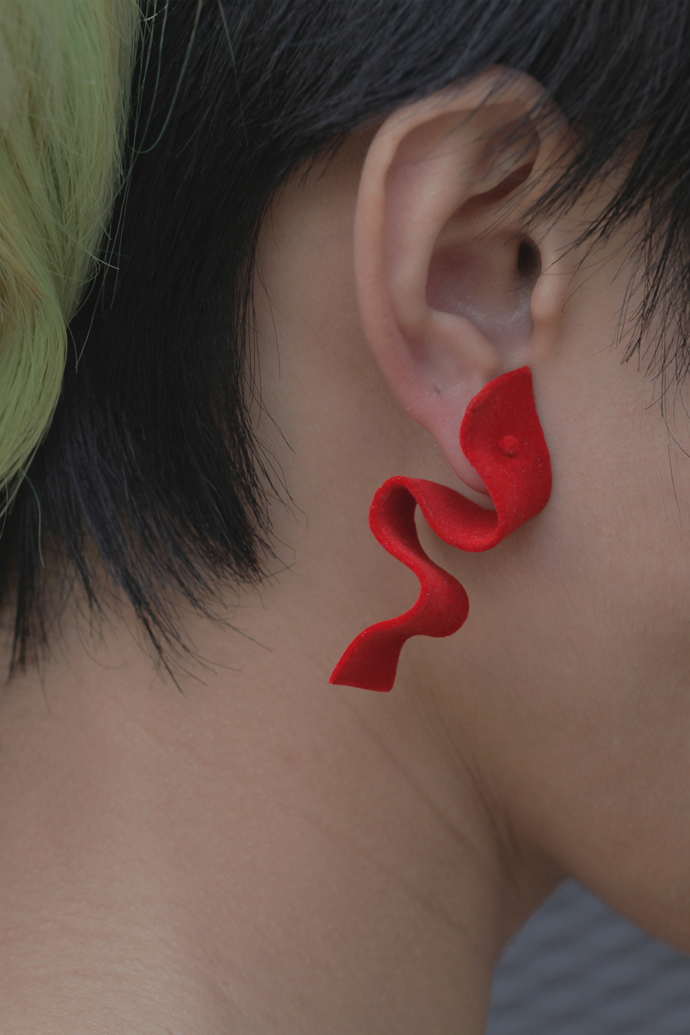 Bendable earrings 'Rubans Velours'